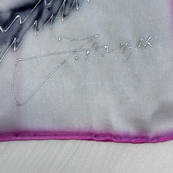 Hand painted silk scarf Persian cat scarf - signed -grey- silver-hot pink - Picture 2 of 5